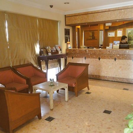 Holiday Villa Hotel City Centre Phnom Pen Exterior foto