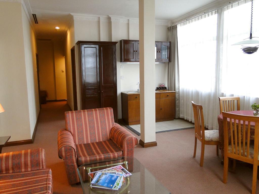 Holiday Villa Hotel City Centre Phnom Pen Exterior foto