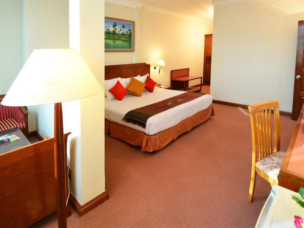 Holiday Villa Hotel City Centre Phnom Pen Cameră foto